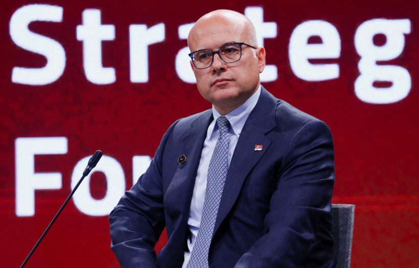 Sırbistan’da halkı sokağa döken facia: Başbakan istifa etti - Resim : 1