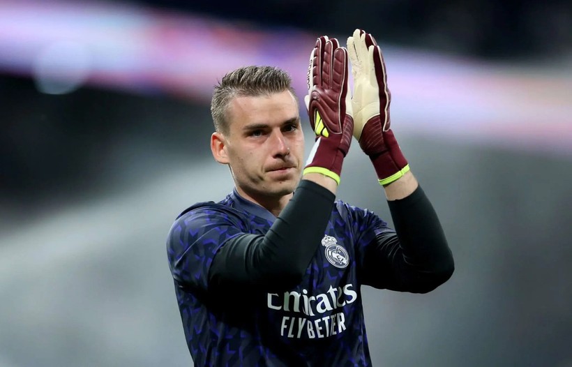 İspanyol basını yazdı, Dursun Özbek doğruladı: Galatasaray’da kaleye Lunin - Resim : 1