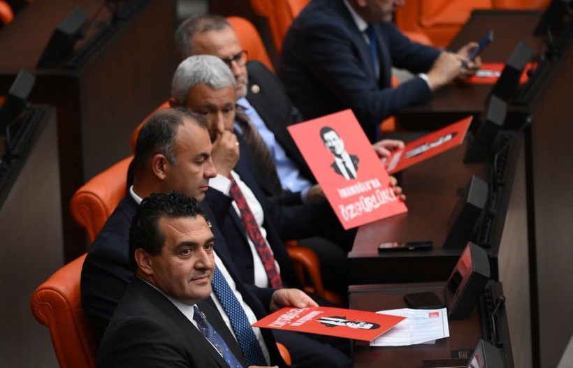 MHP lideri Bahçeli, TBMM Başkanı seçimlerinde oy kullandı - Resim: 46