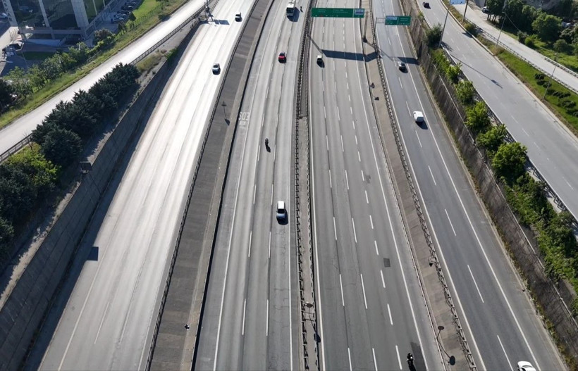 Bayramda İstanbul hayalet şehre döndü: Trafik yüzde 1'e düştü - Resim : 1