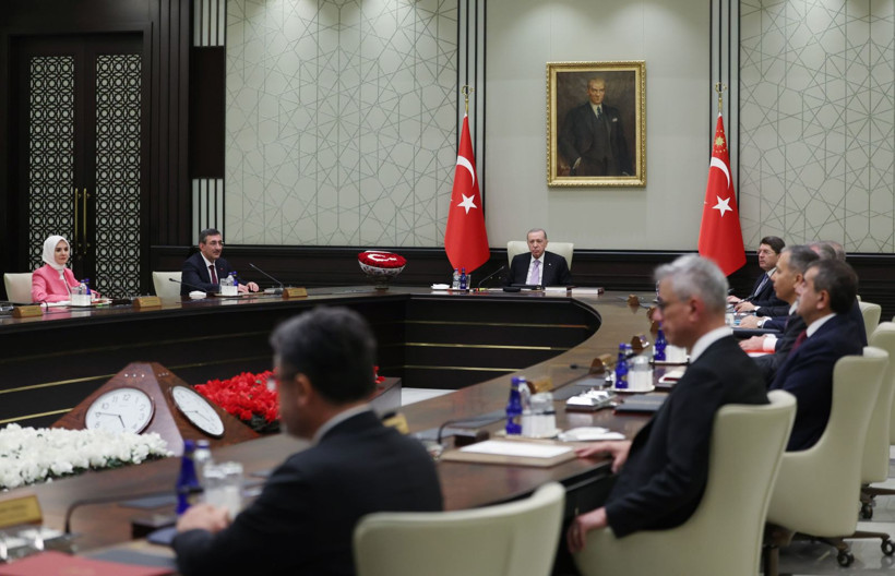 Bahçeli, kabine toplantısına 102 gül gönderdi - Resim: 5