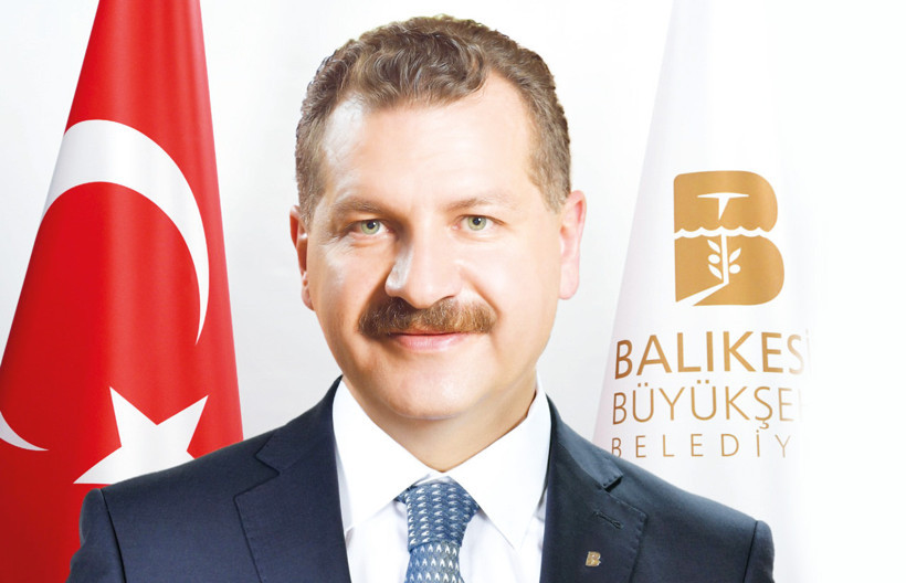 N&uuml;fus 13 bin, dağıtılan pasta sayısı 225 bin - Resim : 1