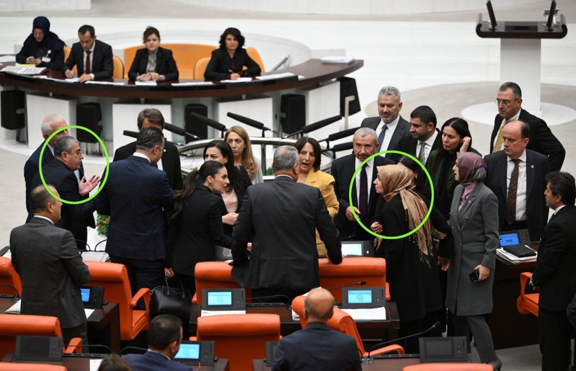Meclis'te 'mandacı' ve 'alçak' tartışması - Resim: 17