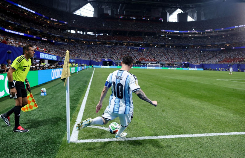 Maç bitti, Messi ağladı: Rekor kırdığı gecede arkadaşları teselli etti! - Resim: 20