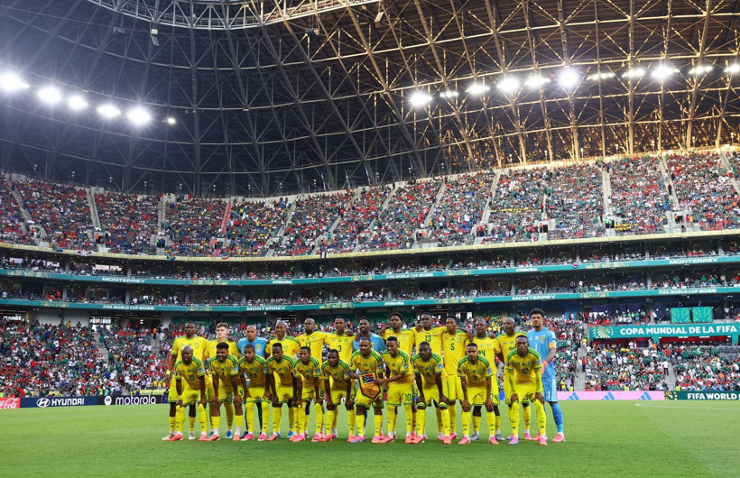 Bafana Bafana tarih yazdı: Güney Afrika, Dünya Kupası'nda ilk kez tur atladı - Resim: 1