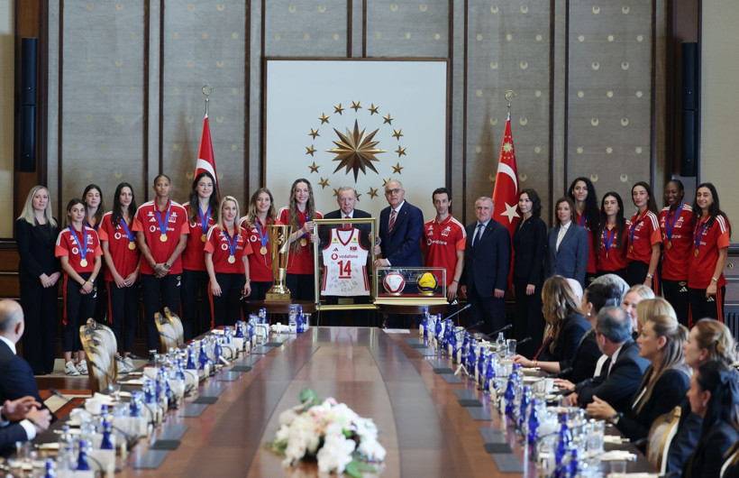 'Sultanlar', Saray'da: Tam kadro Erdoğan ziyareti - Resim: 11
