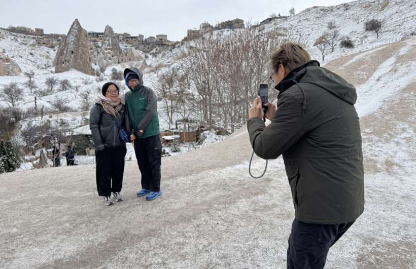 Kapadokya'daki peribacaları kar yağışıyla beyaza büründü - Resim: 8