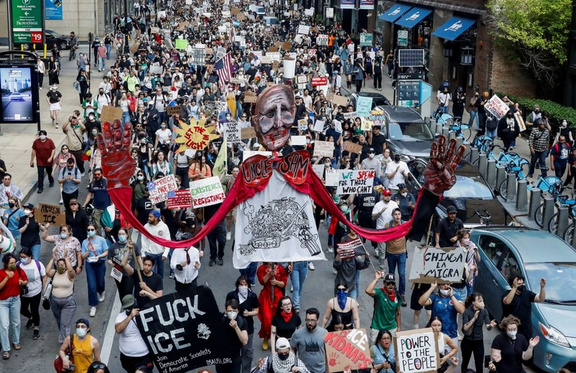 Los Angeles'ta işler kızıştı, yasak geldi: Sokağa abluka - Resim: 5