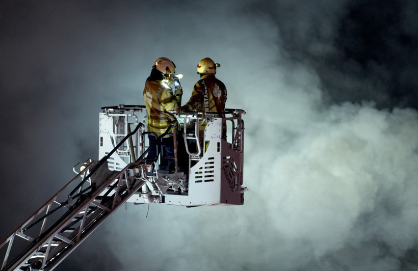 Esenyurt'ta zincir markette yangın - Resim : 1