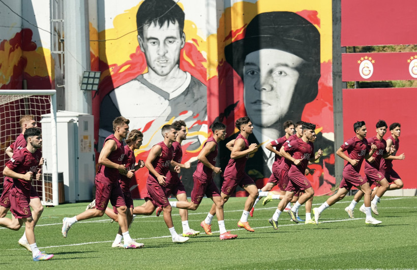 Galatasaray’da çözümü zor problem: 5 ismin bileti kesildi - Resim : 1