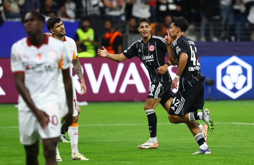 Galatasaray, Frankfurt'ta harakiri yaptı: Ağır yenilgi! - Resim : 2