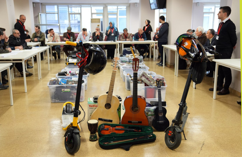 İETT araçlarında unutulan ürünler açık artırmayla satıldı - Resim : 1