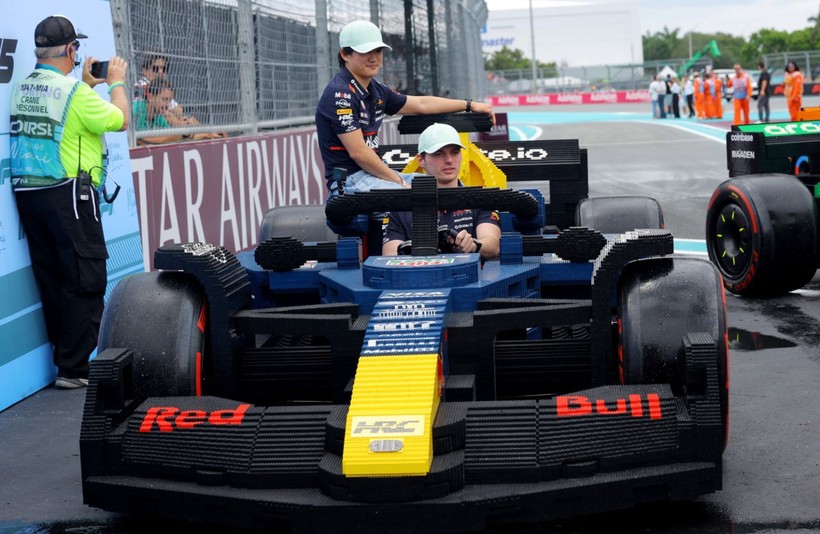 Formula 1'e 'LEGO araç' damga vurdu - Resim: 12