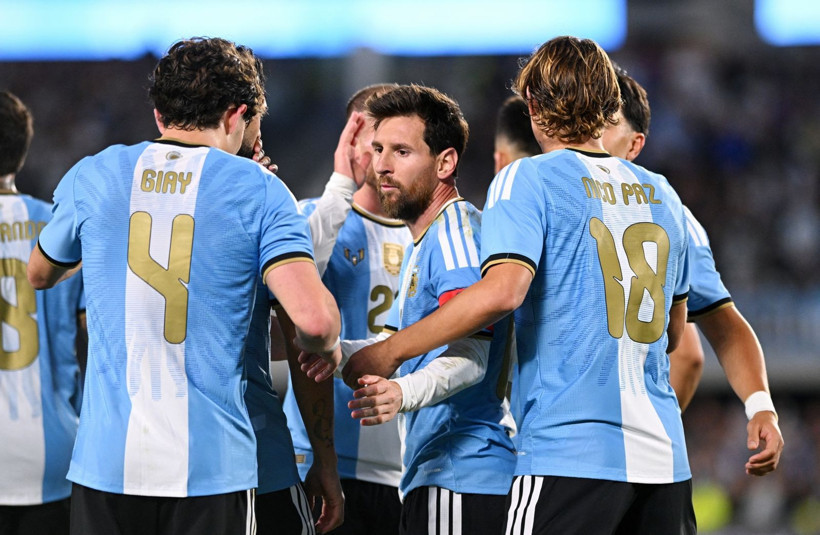 Messi veda etti, Arjantin ağladı: Beşiktaş'ın yıldızı Olaitan da oynadı - Resim: 16