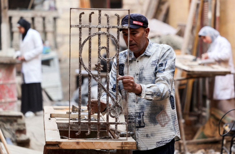 Bir kentsel dönüşüm örneği: Tarihi evler eski malzemelerle yeniden inşa ediliyor - Resim: 5