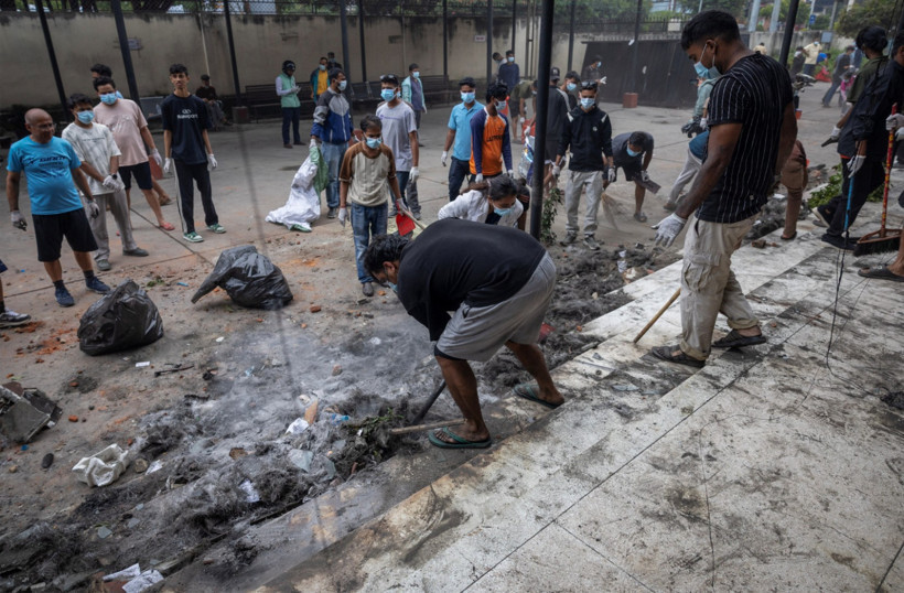 Nepal'de ordu sokakta, Z kuşağı onu istiyor - Resim : 2