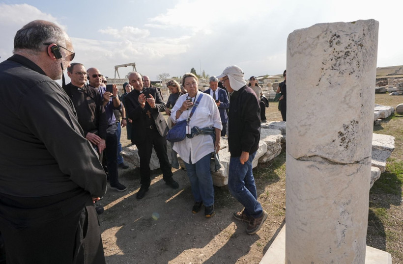 Papa 14. Leo ziyareti öncesi Vatikan heyetinden Denizli çıkarması - Resim: 3