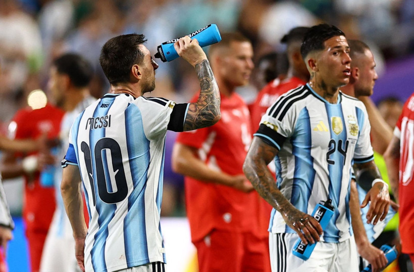 Messi'nin Arjantin'i, Murat Yakın'ın 10 kişilik İsviçre'sini uzatmada yıktı: 3-1! - Resim: 15