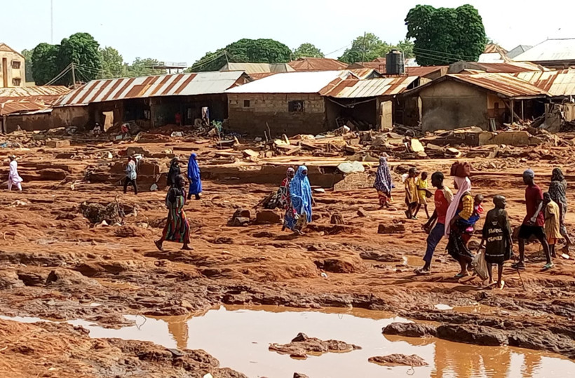 Sel felaketinde 151 kişi öldü: Her şeyimizi kaybettik - Resim : 2
