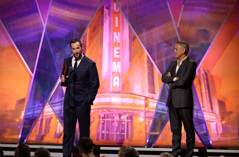 George Clooney ve Noah Wyle 30 yıl sonra ilk kez yan yana geldi - Resim: 3