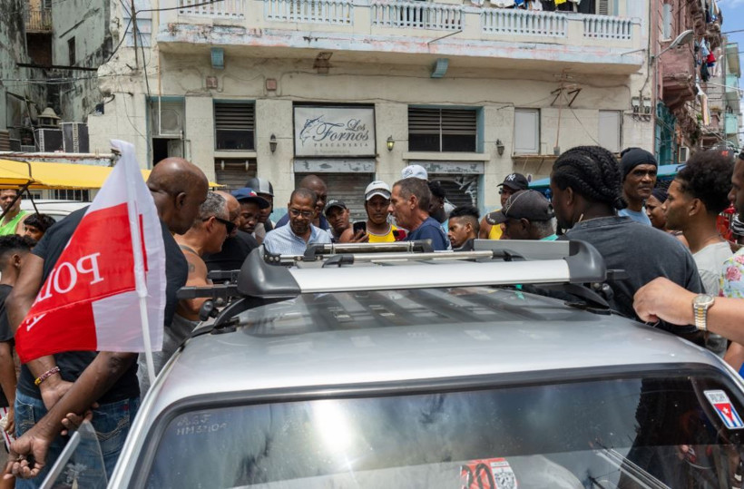 Yakıt bulamayan adam aracını böyle çalıştırdı - Resim: 5