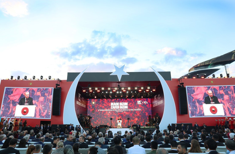 Erdoğan'dan FETÖ mesajları: Kökünü kurutana dek mücadeleye devam edeceğiz - Resim : 2