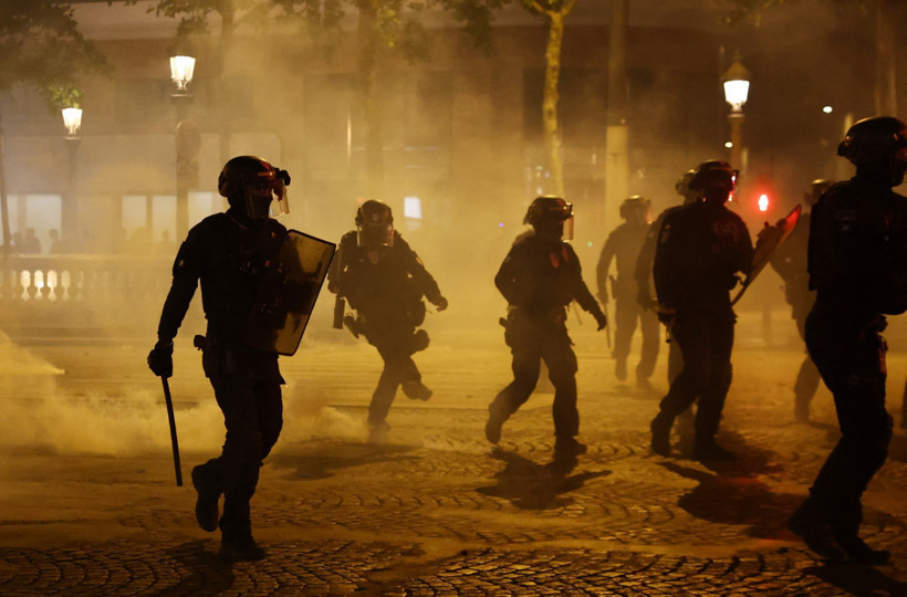 PSG'nin olaylı kutlamasında bilanço çok ağır: Yüzlerce gözaltı, tutuklama ve 2 ölü var! - Resim : 4