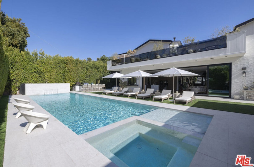 Adriana Lima lüks malikanesini kârla satışa çıkardı - Resim: 13