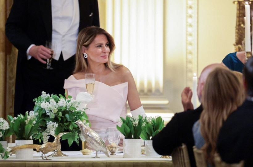 Kral'ın Trump'a hediyesi dikkat çekti - Resim: 5
