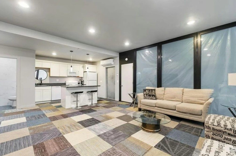 Emlak ofisinden satılık: Dev arazide üstü ev altı sığınak - Resim: 7