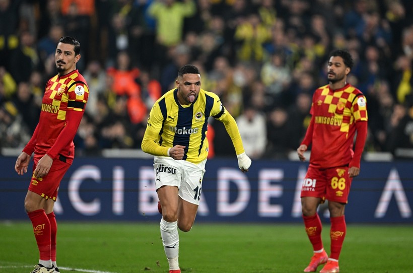 Fenerbahçe'ye 9 dakika yetti: Göztepe'yi En Nesyri ile devirdi - Resim : 3