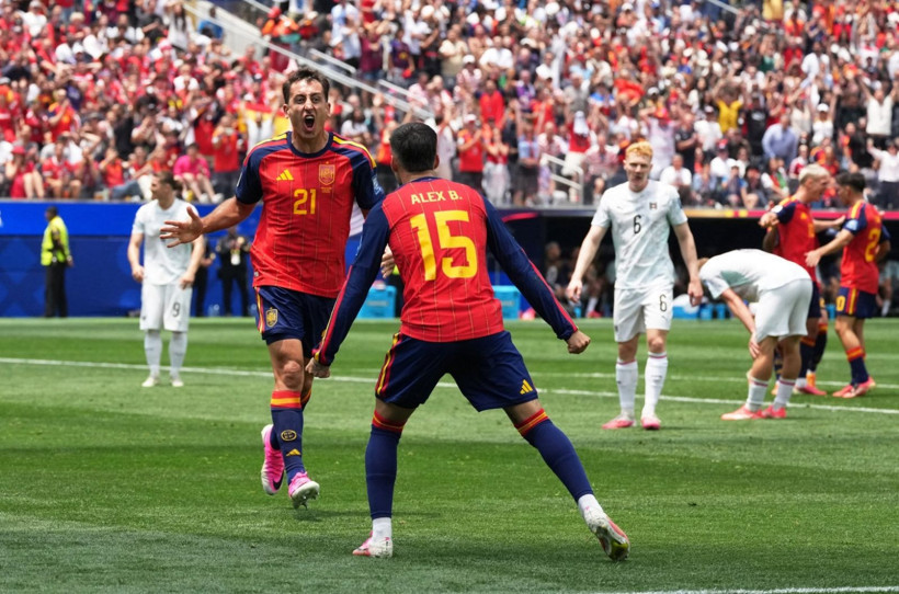 İspanya güle oynaya son 16'da: Avusturya'yı 3 golle geçtiler - Resim: 7