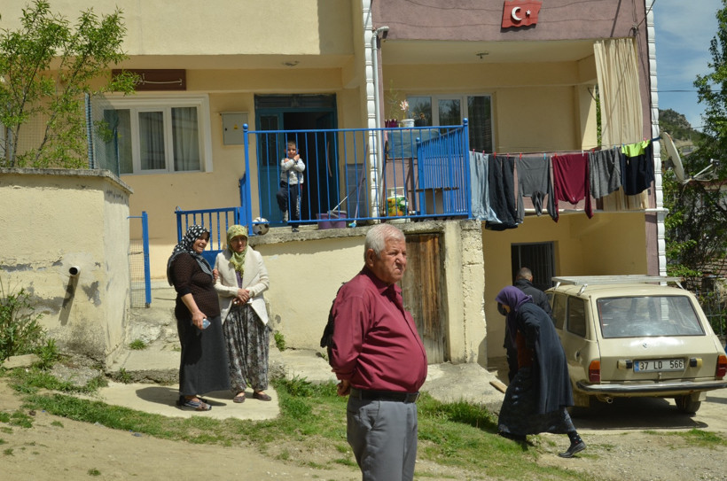 Günlerdir haber alınamıyordu... Pencereden baktıklarında gerçek ortaya çıktı - Resim : 1