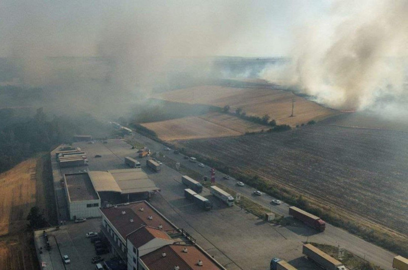 Edirne'de yangın kâbusu: Sınıra giden yol bir süre kapalı kaldı - Resim: 32