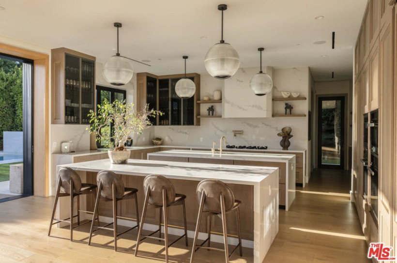 Adriana Lima lüks malikanesini kârla satışa çıkardı - Resim: 4