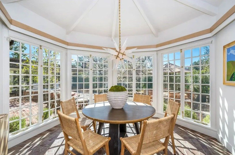 Evini satamayan Jim Carrey rekor indirimle alıcı buldu - Resim: 3