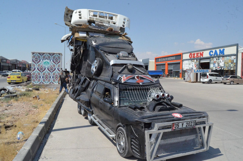 Aksaray'daki modifiyeli araç dikkat çekti - Resim: 2