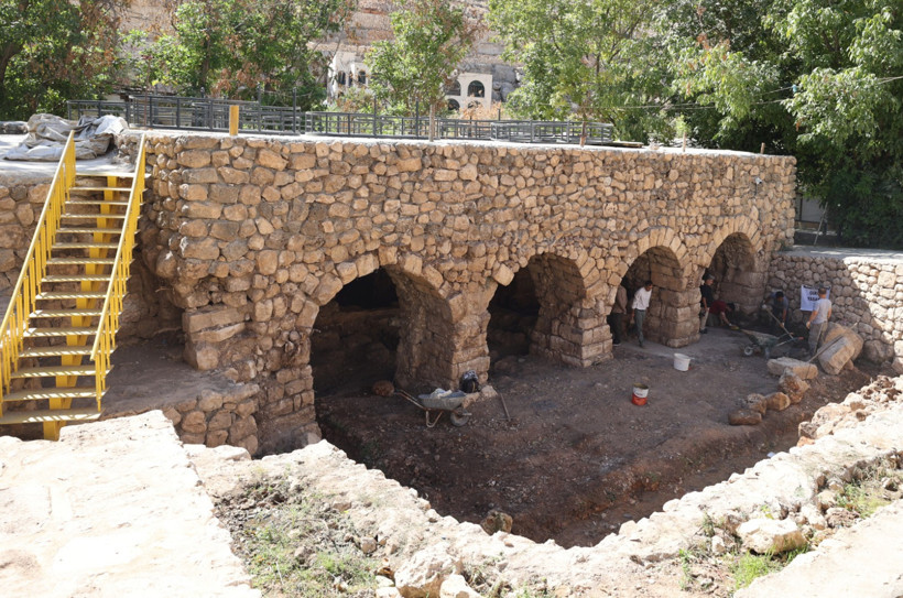 Mardin’de tesadüfen 1500 yıllık eser bulundu - Resim : 3