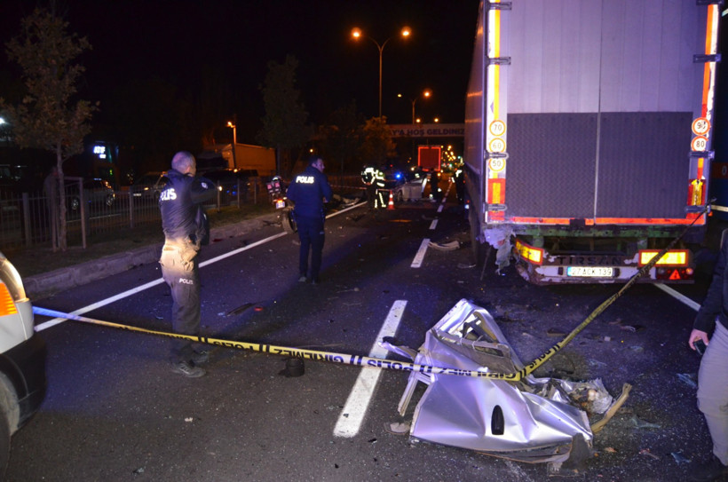 Ağabeyinin ölümüne neden olan alkollü sürücü tutuklandı - Resim : 2