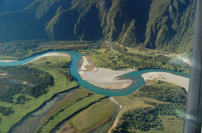 Halk, doğa harikasını müteahhitlere kaptırmadı... Vadiyi satın alıp koruma bölgesi ilan ettiler - Resim: 1