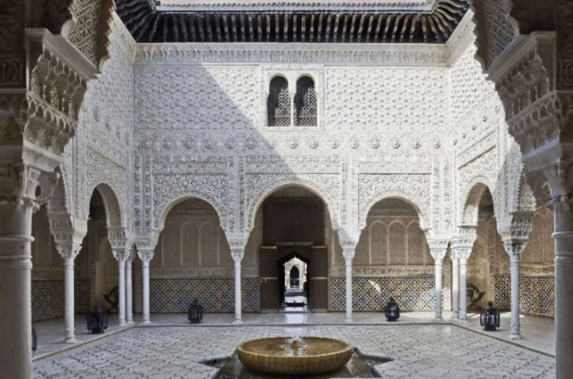 Tutuklanmadan günler önce satın almaya çalışmıştı: Sarayın içi görüntülendi - Resim: 1