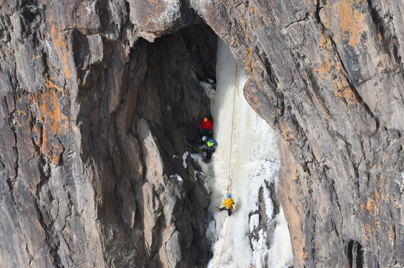 Kars’ta yeni adrenalin rotası! Donan şelaleye dağcı akını - Resim: 8