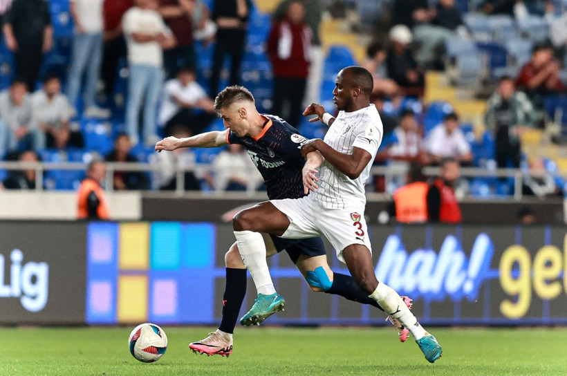 Başakşehir, Hatay'ı 4 golle devirdi - Resim : 1