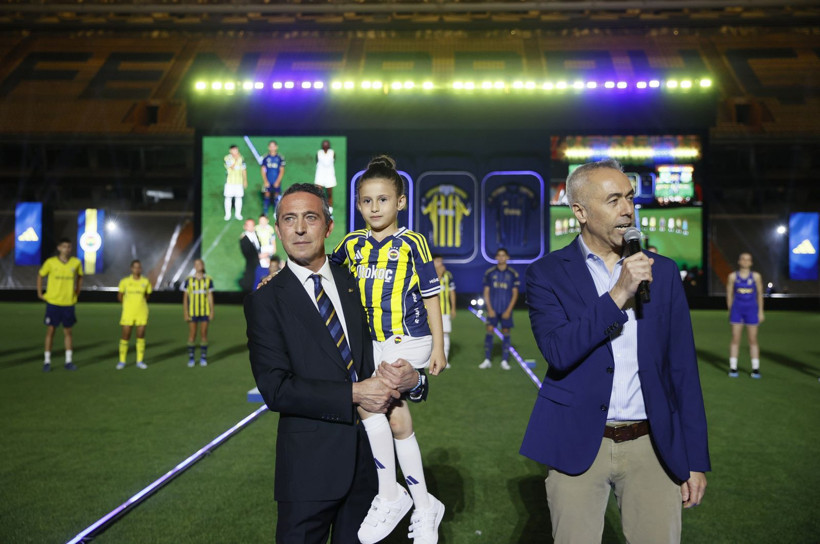 Fenerbahçe’nin forma lansmanına damga vuran İkra - Resim: 7