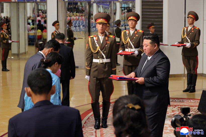 Kim'den Rusya'da ölen askerlerin ailelerine: Çok güzel bir hayatınız olacak - Resim : 1