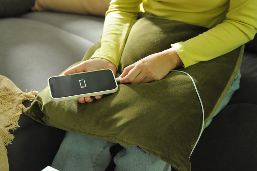 Bu dört hatayı yapıyorsanız telefonunuzu yanlış şarj ediyorsunuz! - Resim : 3