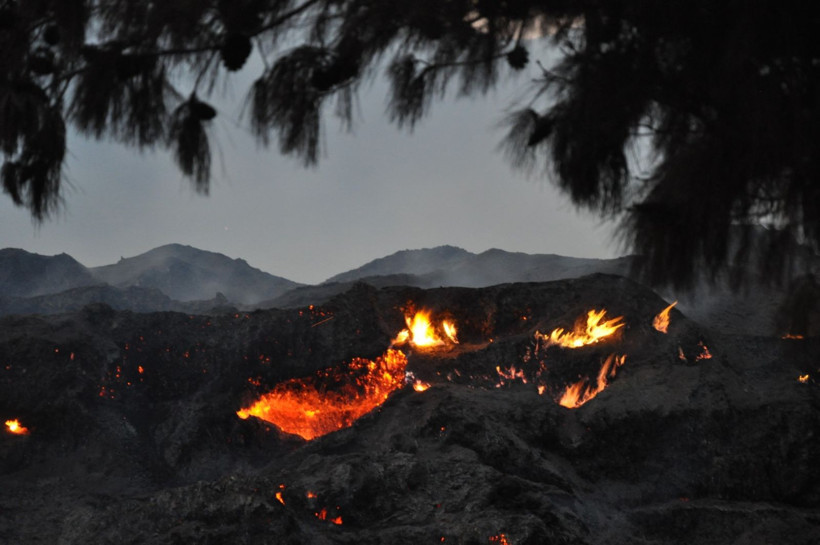 Mersin'in iki ilçesi hala yanıyor: Mahalleler boşaltıldı - Resim: 2