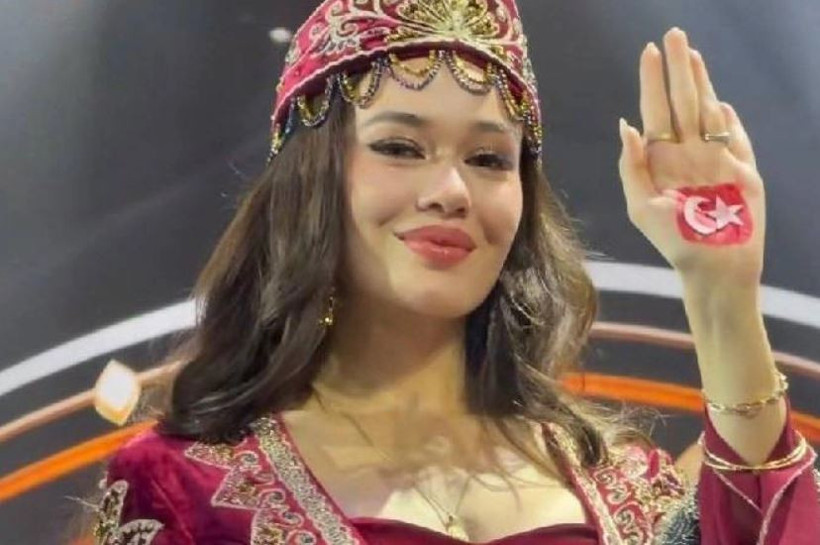 Skandallarla sarsılan Miss Universe'in kazananı belli oldu: Ceren Arslan ilk 30'a giremedi - Resim : 2