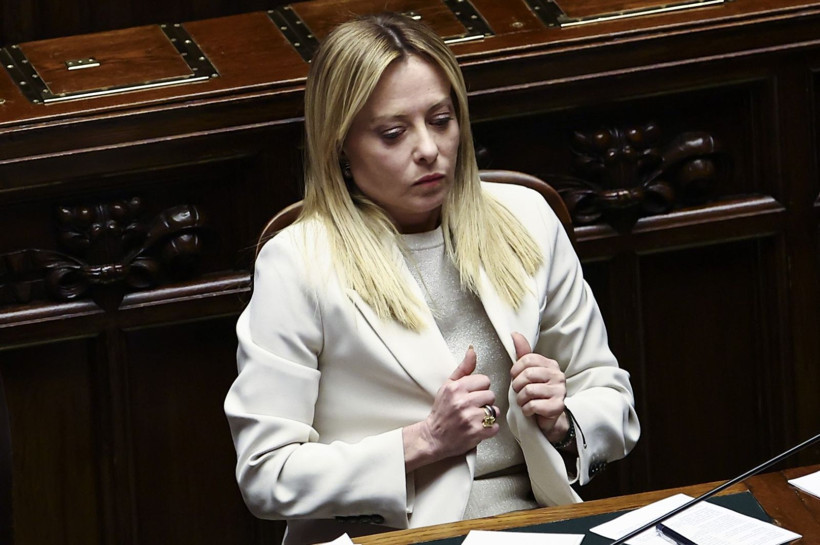 Meloni'nin Senato'daki hareketleri dikkat çekti - Resim: 1