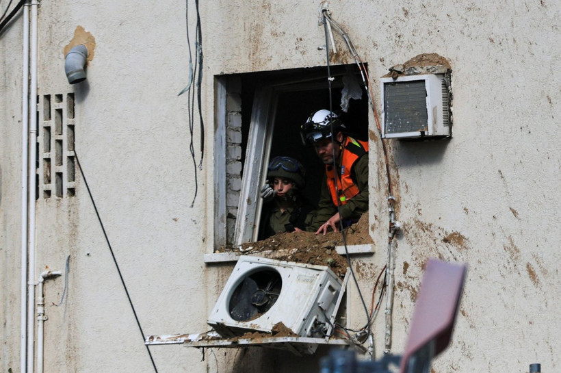 İran'dan İsrail'e yoğun hava saldırısı: Birçok bölgede sirenler çalıyor - Resim: 8